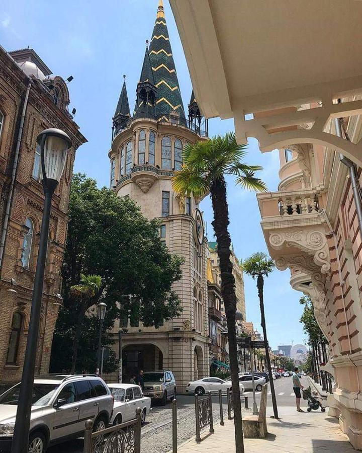 Apartment Twin Towers David Batumi Exterior photo