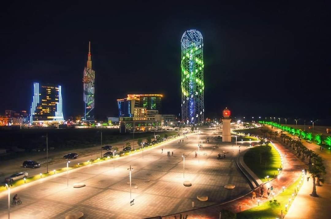 Apartment Twin Towers David Batumi Exterior photo