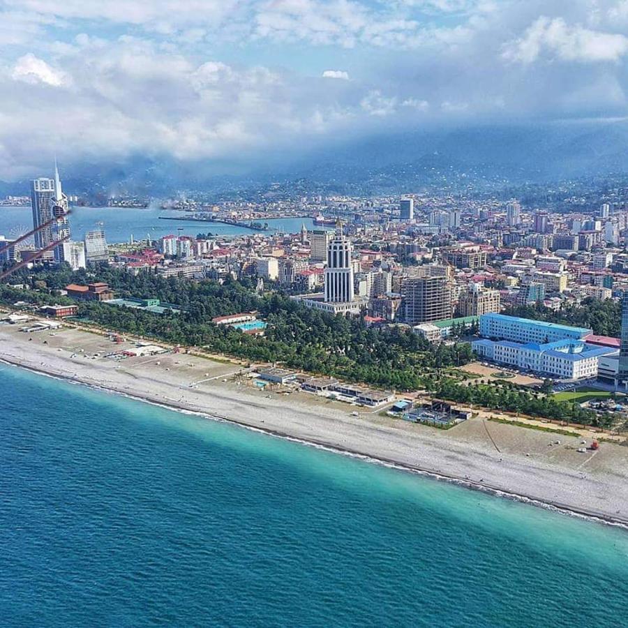 Apartment Twin Towers David Batumi Exterior photo